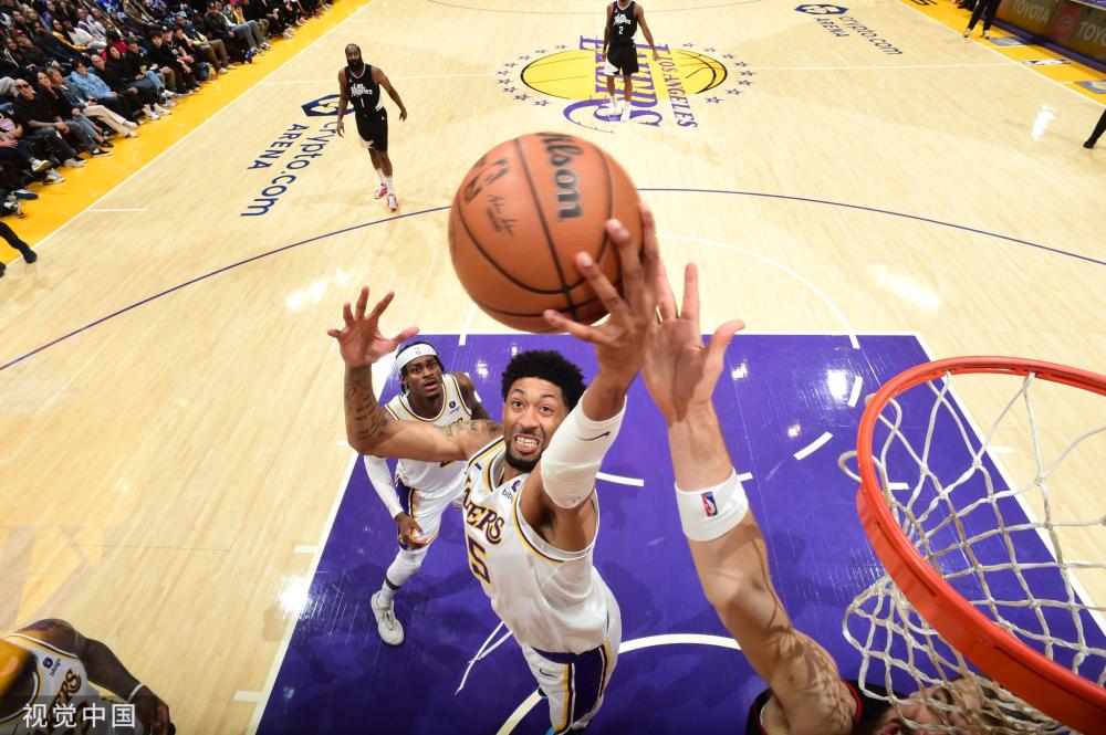 更加深了球 更加深了球