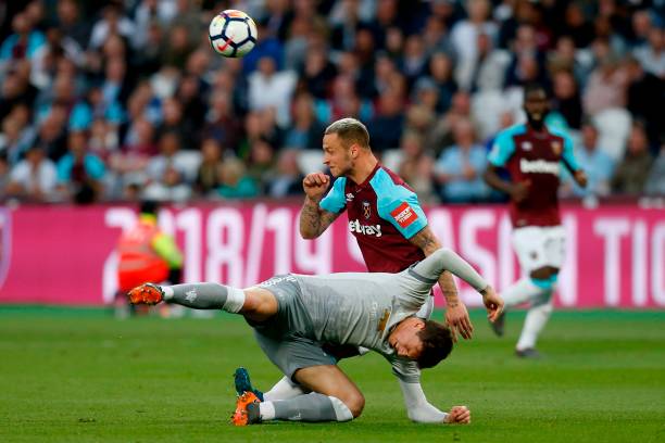 我们也期待 我们也期待